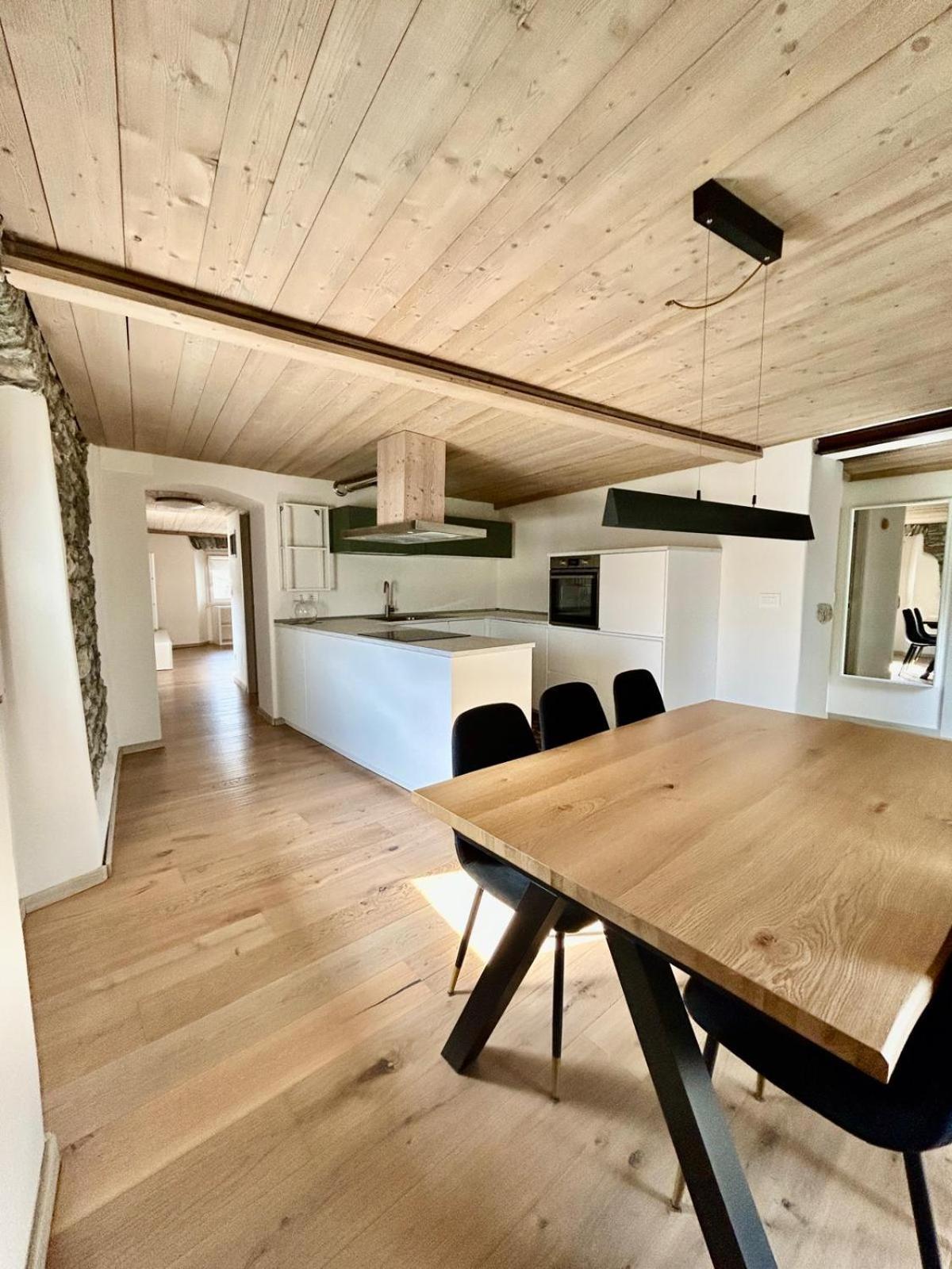 Aosta Holiday Apartments - Monte Zerbion Esterno foto