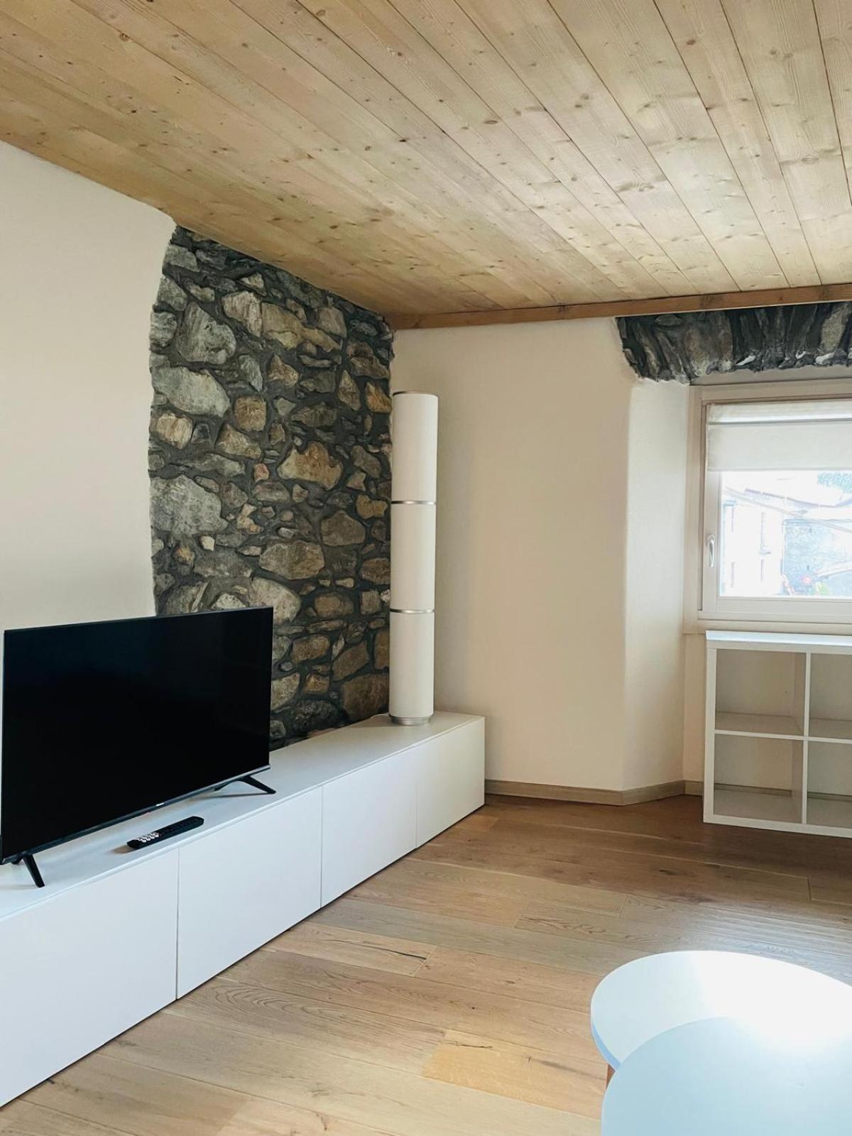 Aosta Holiday Apartments - Monte Zerbion Esterno foto